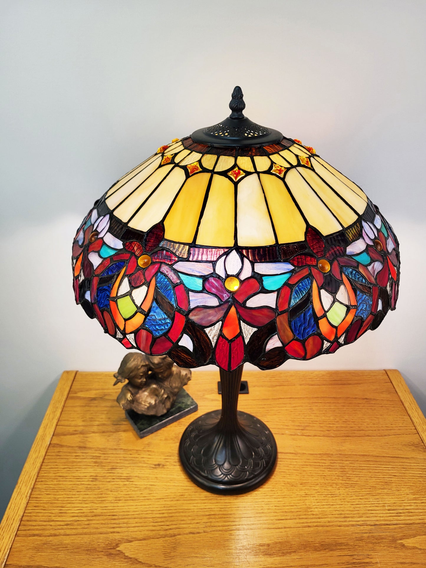 Delphin Tiffany-Style Table Lamp 25", JT1682