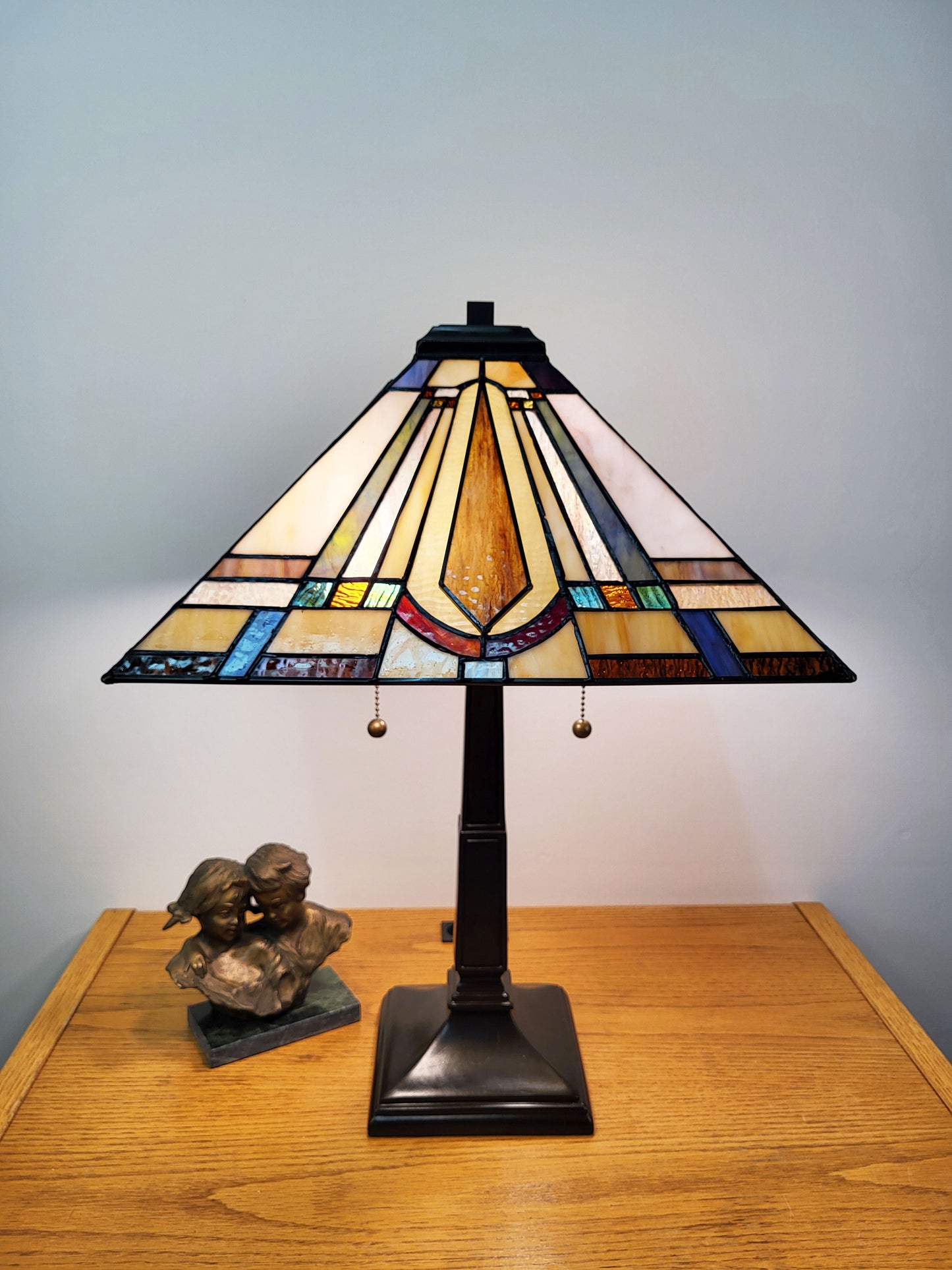 Aquila Tiffany Table Lamp, 16 by 23-Inch, JM1604