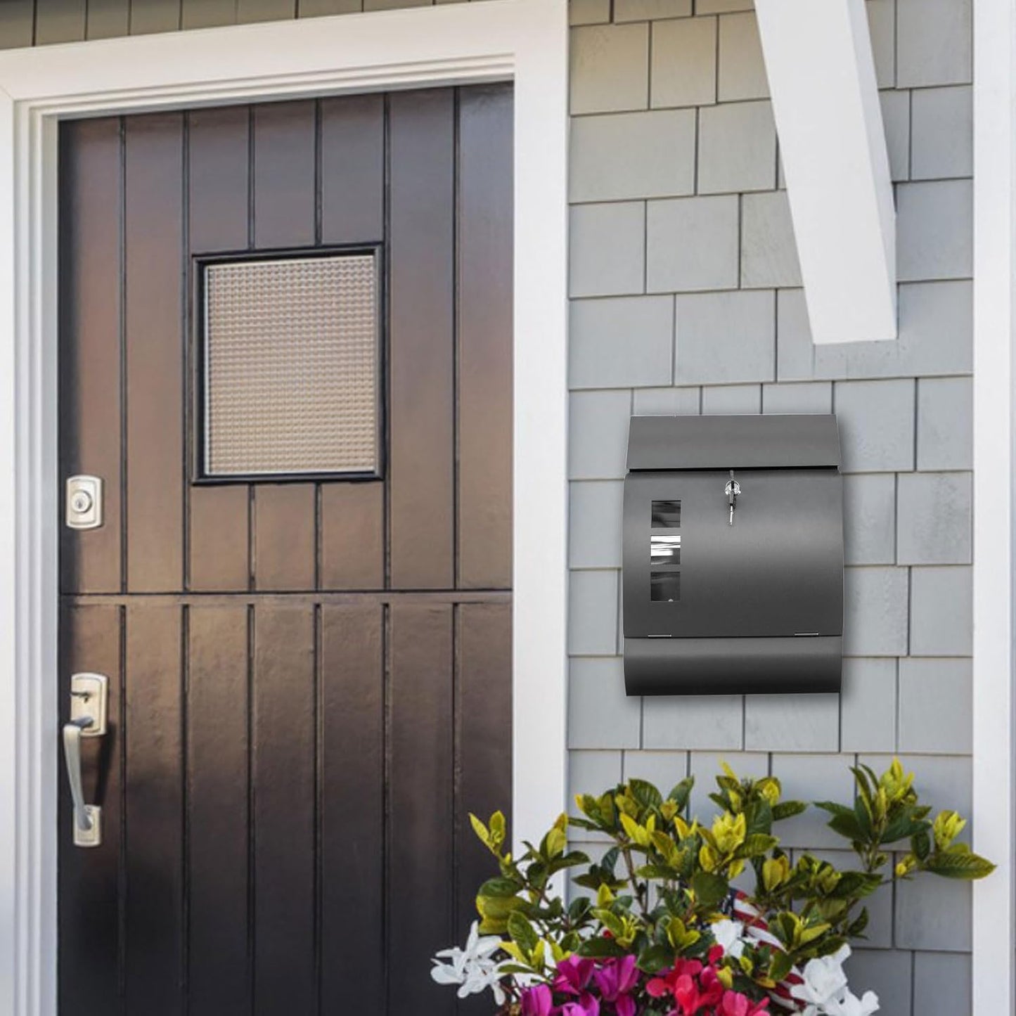 Fine Art Living Wall Mounted Locking Galvanize Steel Mailbox MD06