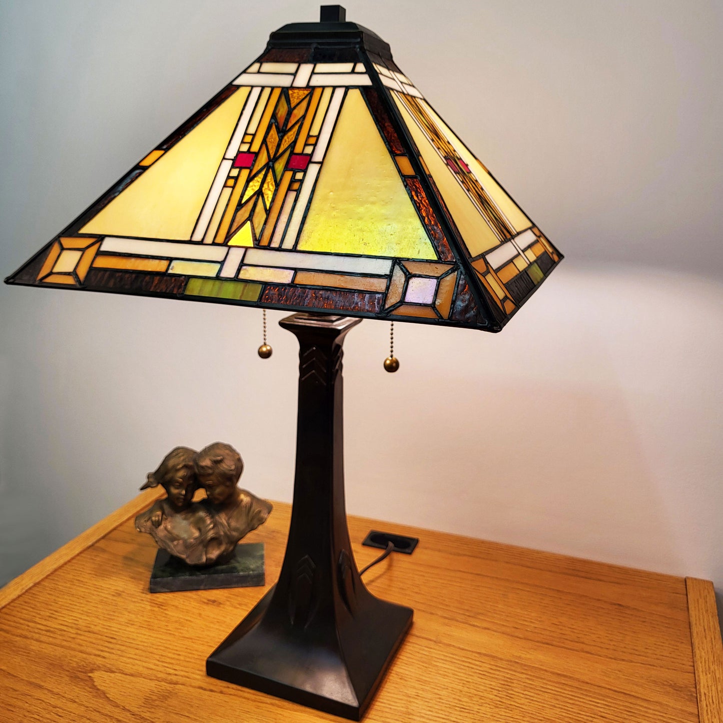 Fiora Tiffany Stained Glass Mission Table Lamp, M1683