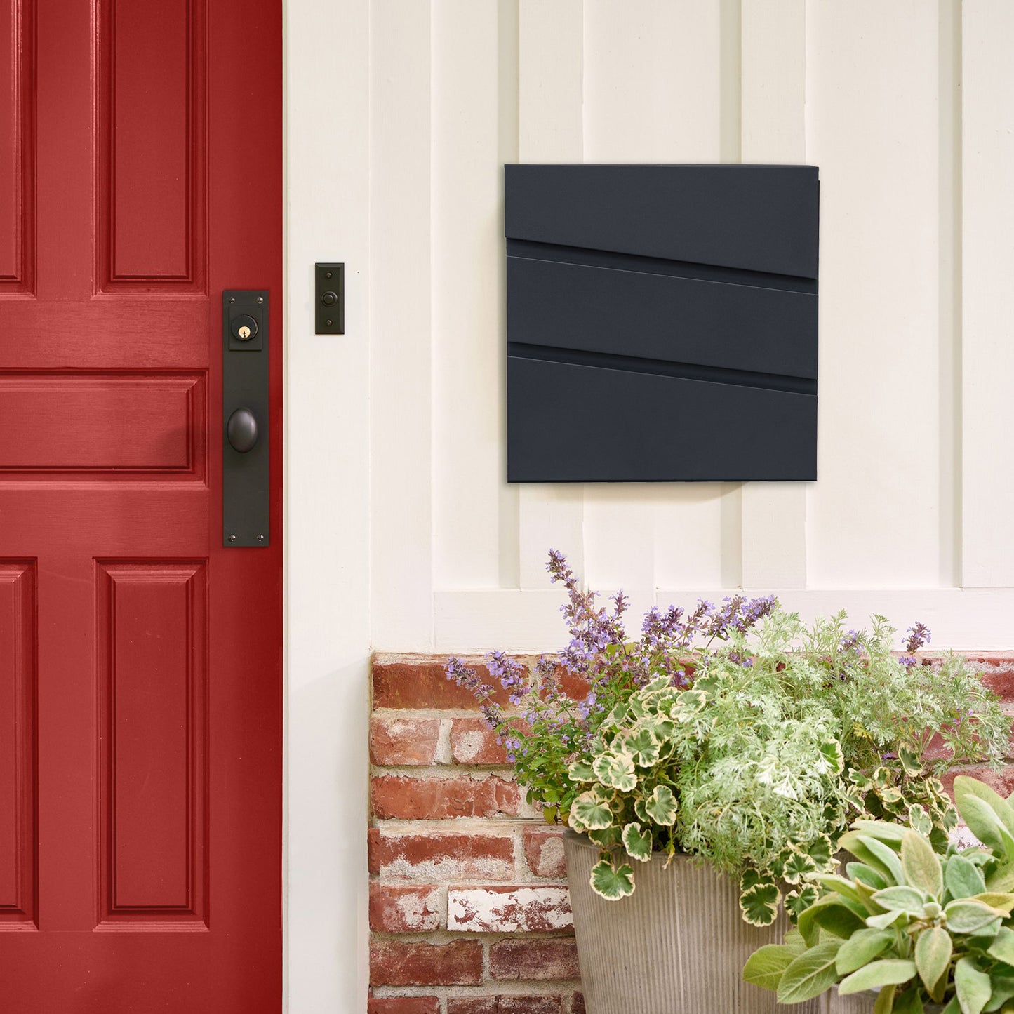 Wall Mounted Locking Steel Mailbox, MD02