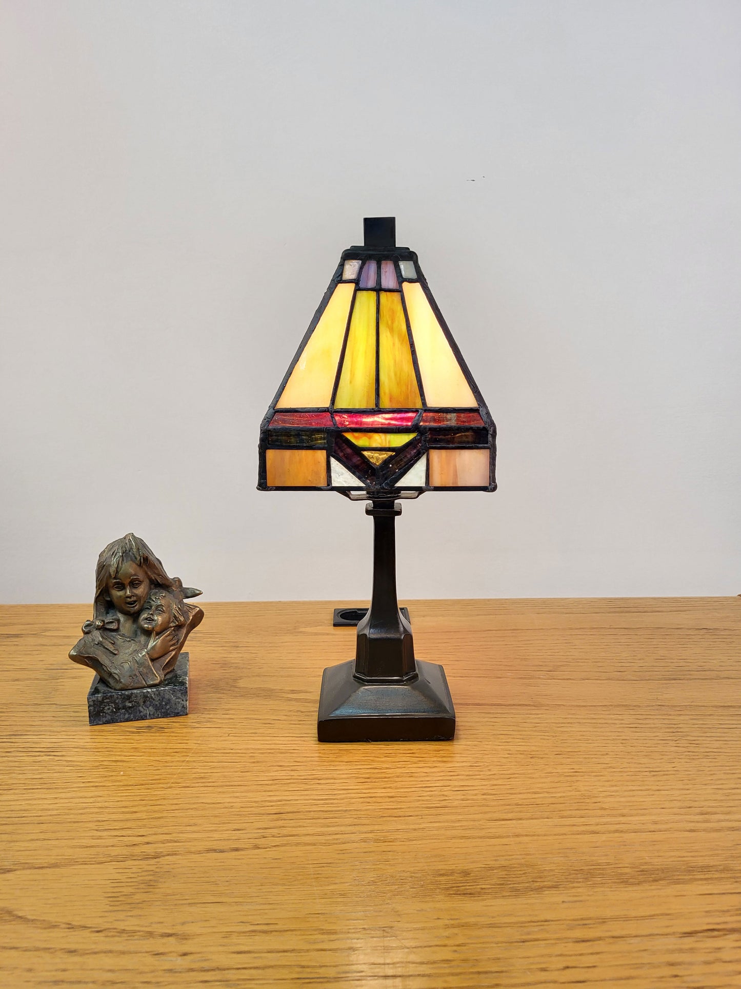 Nouveau Mini Tiffany Style Table Lamp, 84 Glass Cuts, T614