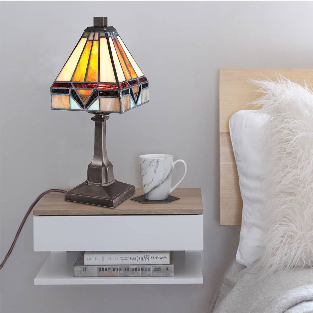 Nouveau Mini Tiffany Style Table Lamp, 84 Glass Cuts, T614